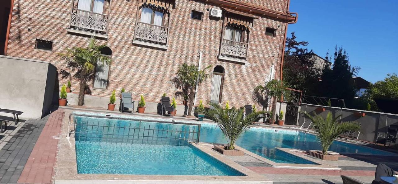 Magnolia Hotel Agmashenebeli 코불레티 외부 사진