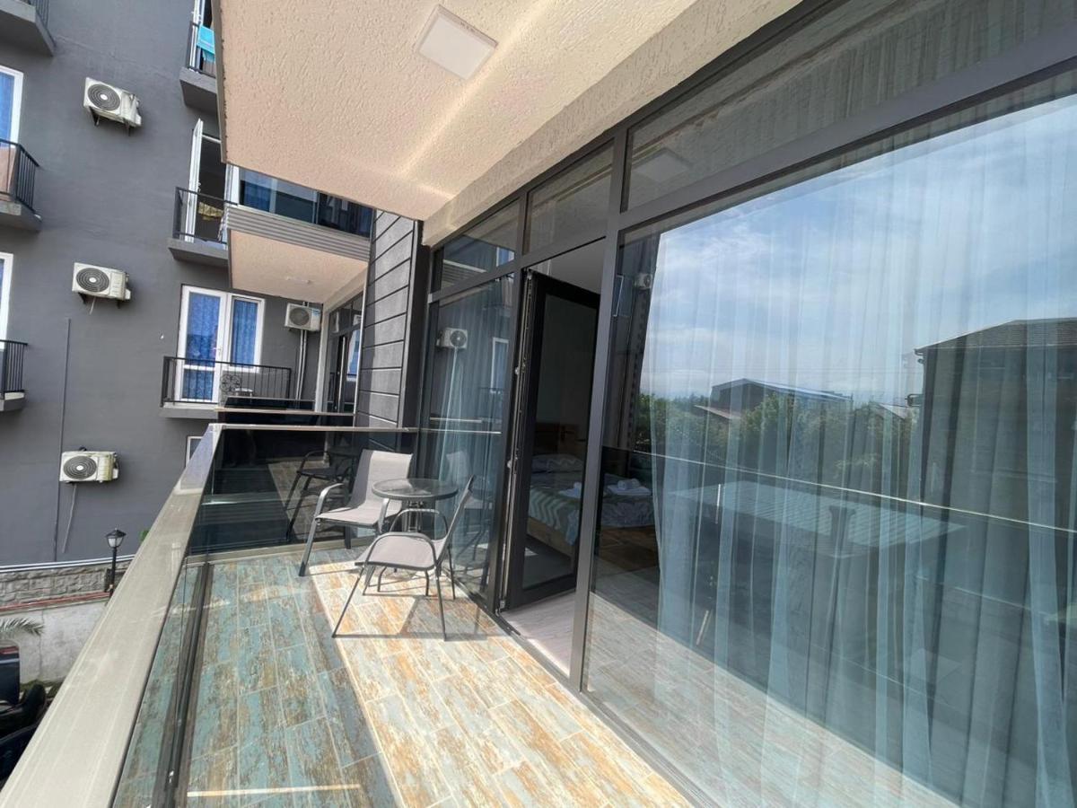 Magnolia Hotel Agmashenebeli 코불레티 외부 사진