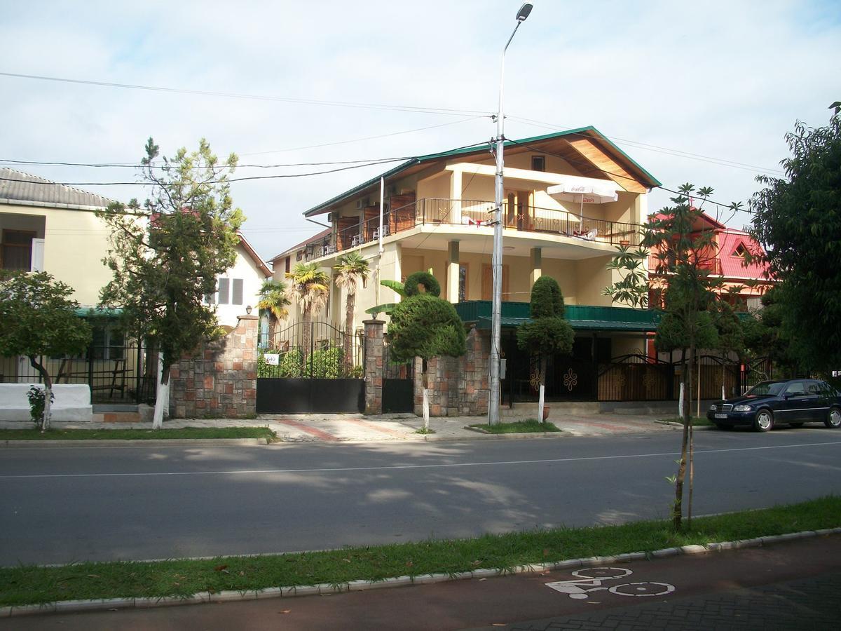 Magnolia Hotel Agmashenebeli 코불레티 외부 사진